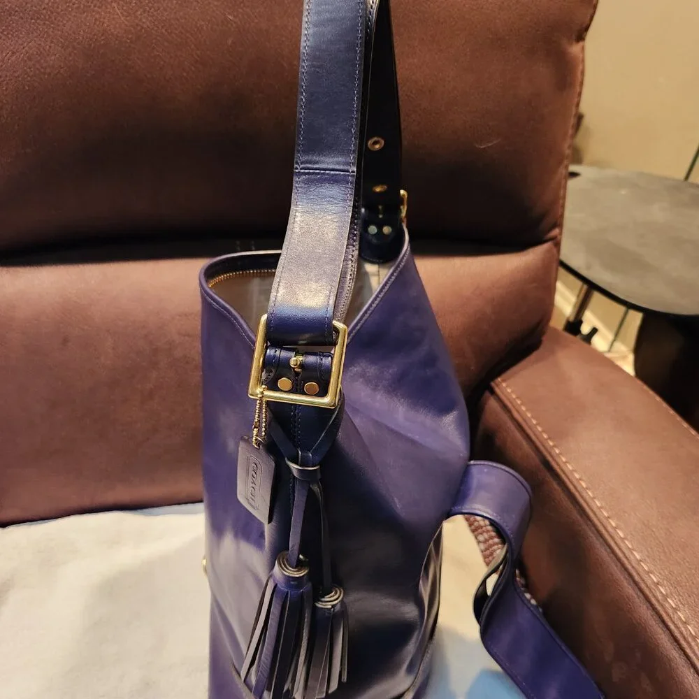 Coach Legacy Leather Large Duffle Horsebit Closure - PURPLE - EUC - Picture 5 of 12